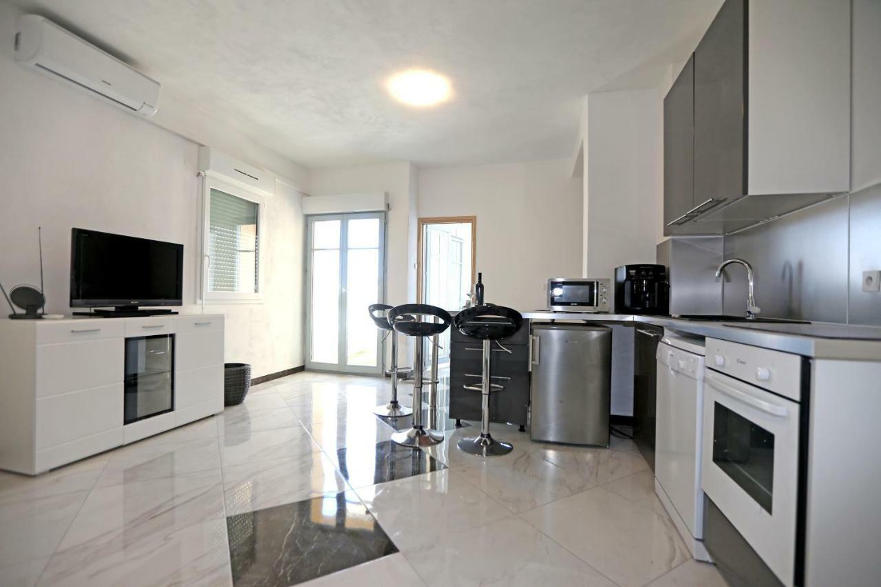 Apartmani Ivan V Relax Водице Экстерьер фото